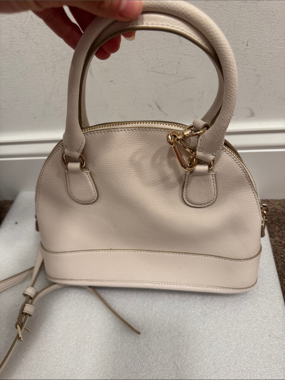 Coach Cora mini dome satchel crossbody bag with hangtag - Picture 5 of 9